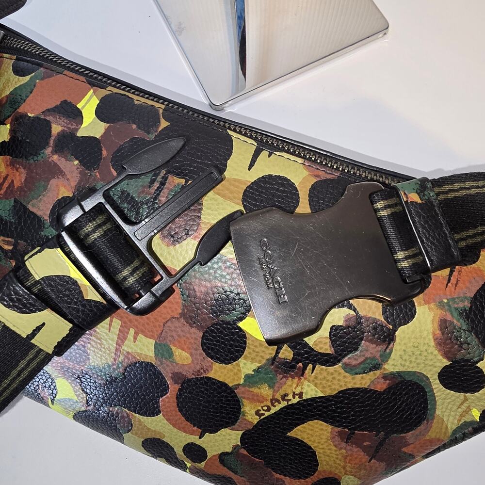 Coach League Belt Bag With Camo Print Leather Adjustable Strap Green Black - Picture 5 of 11